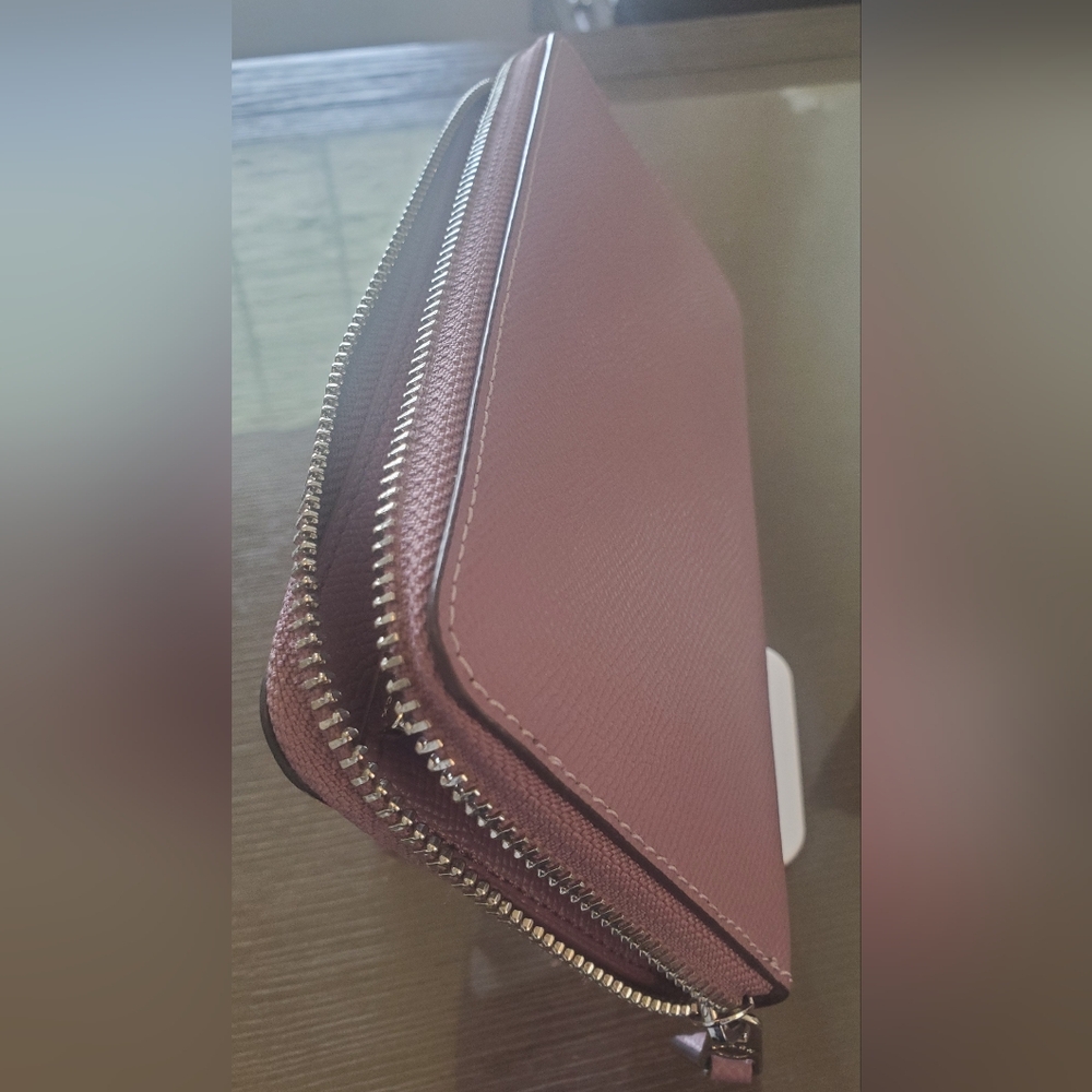 COACH Zippered Leather Wallet - Picture 6 of 8